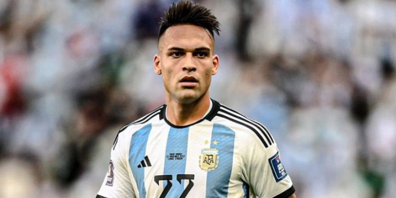 Lautaro Martínez: Tactical Versatility and GoalScoring Prowess